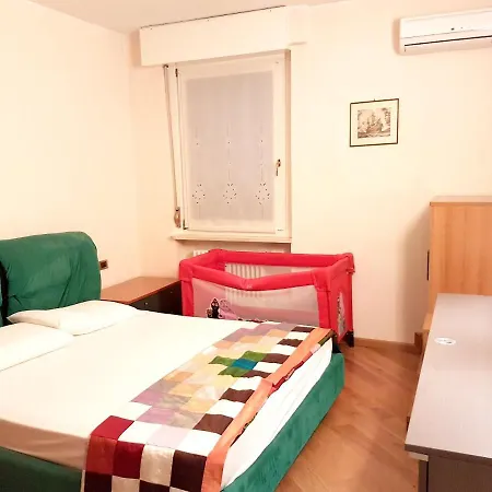 Via Luigi Galvani Apartament *